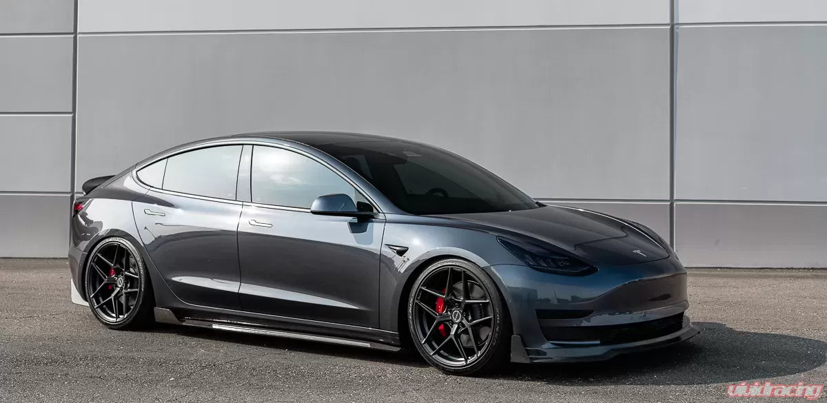 VR Aero Gloss Carbon Fiber Side Skirts Tesla Model 3