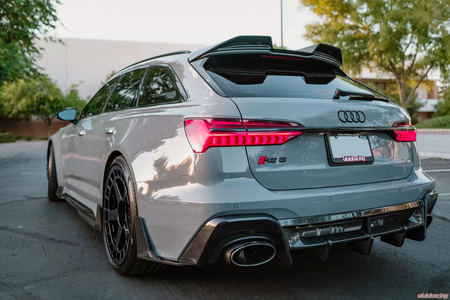 VR Aero Carbon Fiber Rear Diffuser Audi RS6 Avant C8