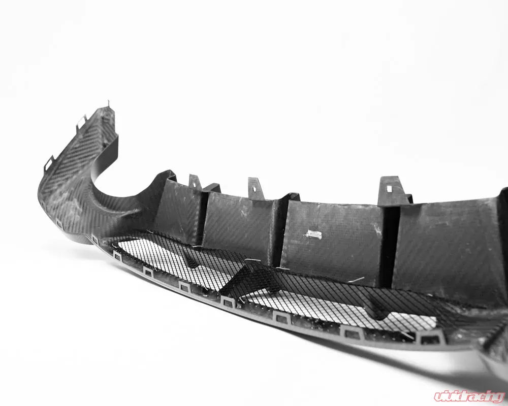 VR Aero Carbon Fiber Rear Diffuser Audi RS6 Avant C8