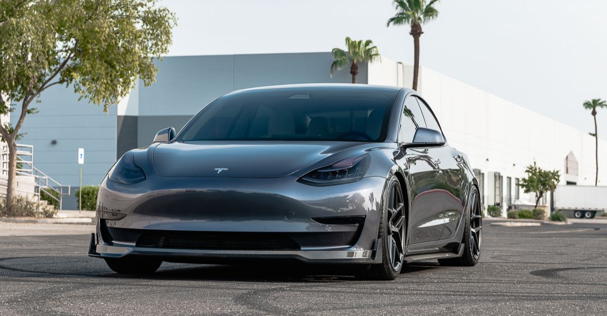 VR Aero Gloss Carbon Fiber Front Lip Spoiler Tesla Model 3 2018+ – AzMotors