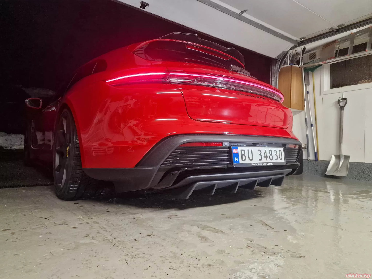 VR Aero Carbon Fiber Rear Diffuser Porsche Taycan Turbo | Turbo S